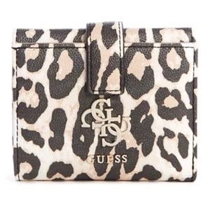 Guess Lani Petite Trifold Wallet
